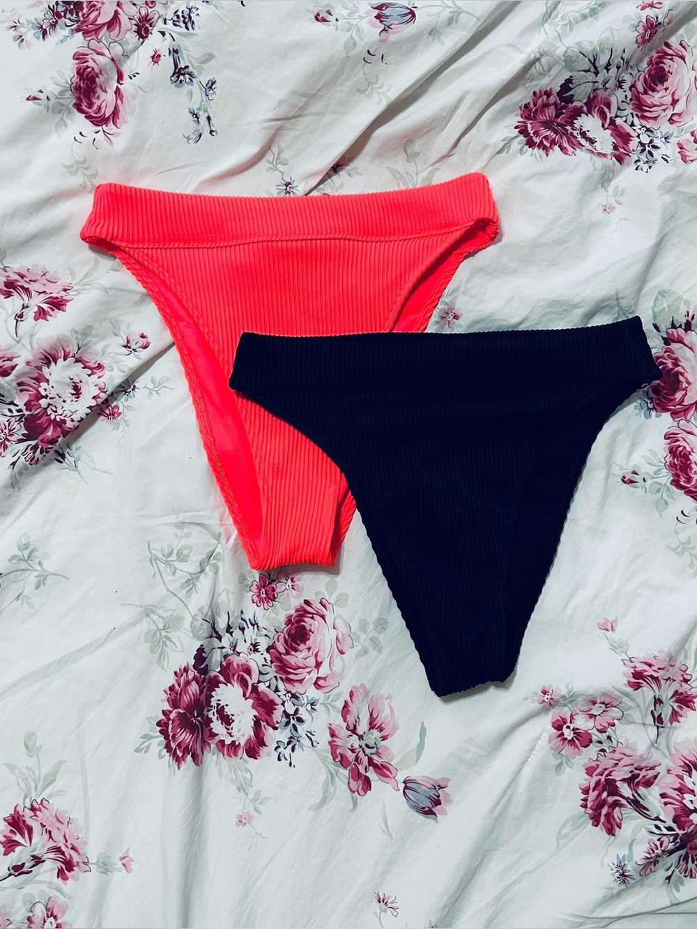 NWOT Hollister Bikini Bottom Bundle